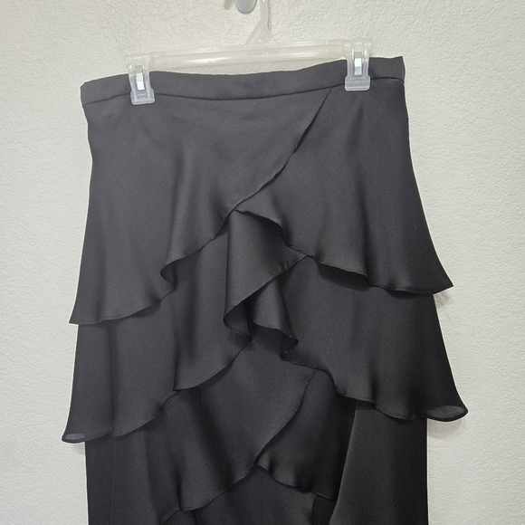 Xscape Maxi Black Scallop Skirt Size 12 - Picture 2 of 9